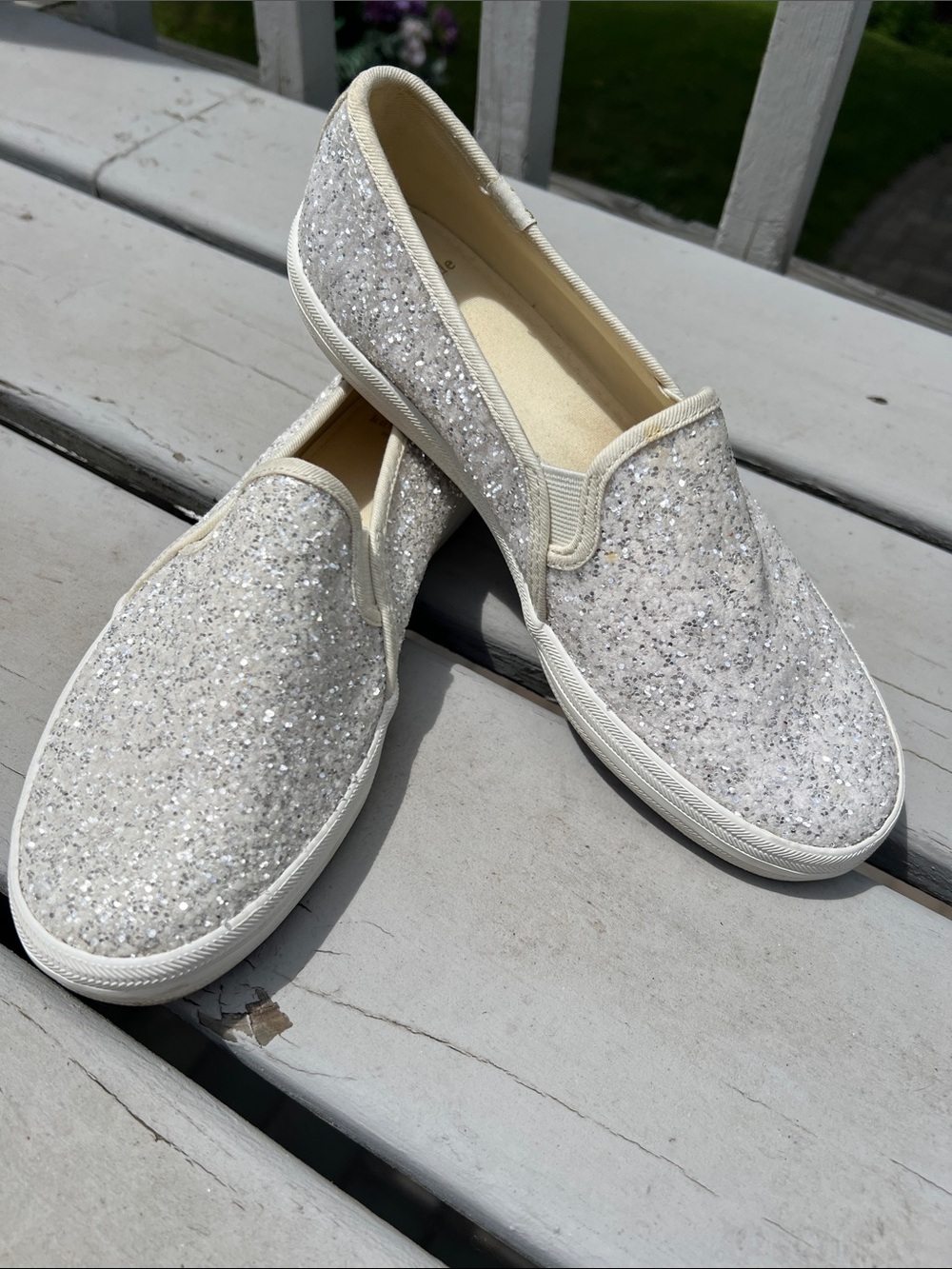 Keds X Kate Spade Glitter Slip-On Flats in Silver